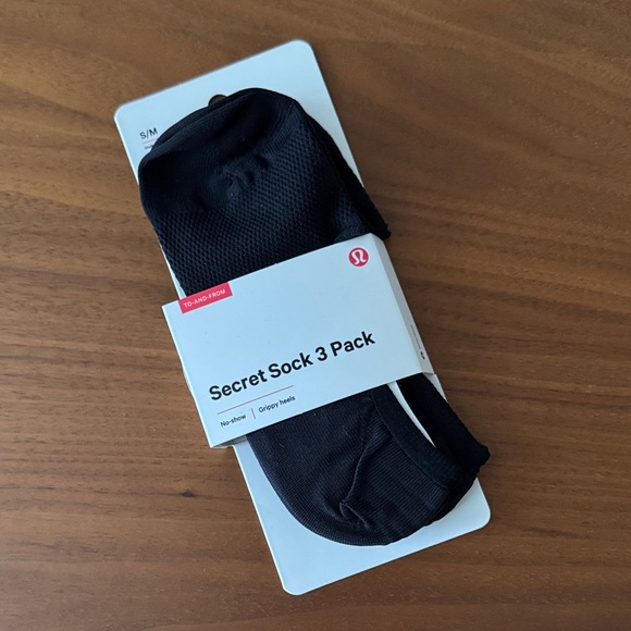 TWO Pairs of lululemon Secret Sock Pack S/M - Picture 1 of 4
